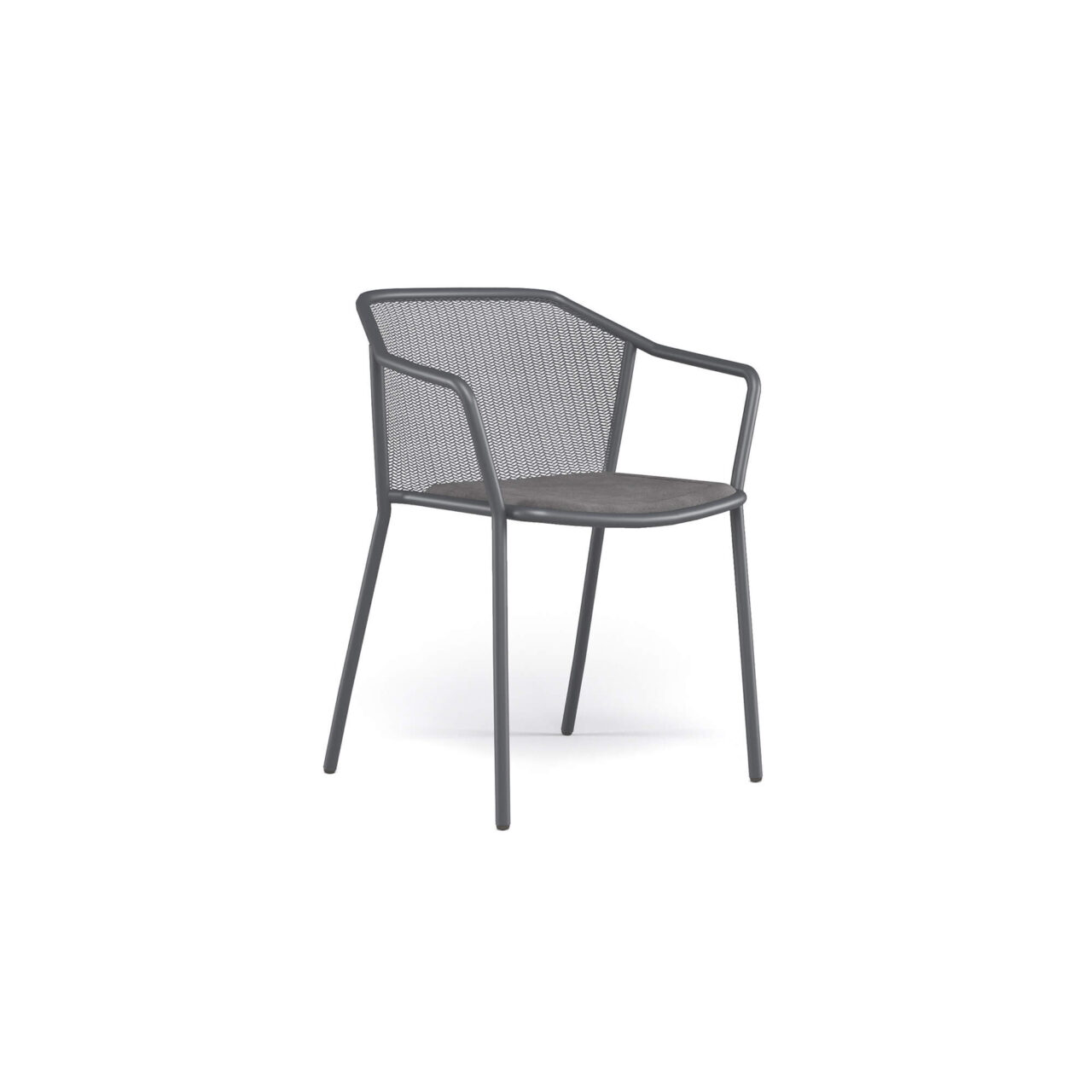Poltroncina-Darwin-da-giardino-in-Acciaio-EMU-arredamenti-da-esterno Le proporzioni ergonomiche unite alla leggerezza del design assicurano alla poltroncina Darwin elevati livelli di comfort e flessibilità d’uso, rendendola ideale sia per ambienti privati che per contesti contract. Realizzata in acciaio, la sedia rievoca temi classici reinterpretati in chiave moderna grazie a una raffinata trama in lamiera stirata inserita in una struttura in tubolare di acciaio che assolve contemporaneamente la funzione portante di schienale, bracciolo e gambe anteriori. La particolare texture di seduta e schienale costituisce il tratto distintivo dell’intera collezione Darwin, fondendosi con equilibrio alle linee strutturali.