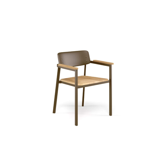 La poltroncina Shine, realizzata in alluminio e teak e firmata da Arik Levy, esprime una visione dell’abitare contemporaneo fatta di essenzialità e naturalezza, pensata per accompagnare con eleganza i momenti di convivialità di ogni giorno. Ideale intorno a un tavolo da pranzo all’aperto, su una terrazza cittadina o all’interno di ambienti dal gusto minimal, contribuisce a creare un’atmosfera distesa e accogliente, in cui il design si integra armoniosamente con la quotidianità. Le sue linee pulite e leggere danno vita a un’estetica sobria ma distintiva, capace di inserirsi con facilità in contesti moderni, residenziali o contract. La struttura in alluminio ne assicura un utilizzo versatile, adatto sia agli spazi indoor che outdoor, offrendo solidità, praticità e durata nel tempo senza rinunciare allo stile. L’elegante seduta in teak arricchisce il progetto con una sensazione calda e naturale, creando un raffinato dialogo materico con il metallo. Un dettaglio che impreziosisce l’esperienza estetica e sensoriale, rendendo la poltroncina confortevole e piacevole al tatto. Shine valorizza gli ambienti con discrezione, incarnando un’idea di lifestyle autentico, funzionale e senza tempo.