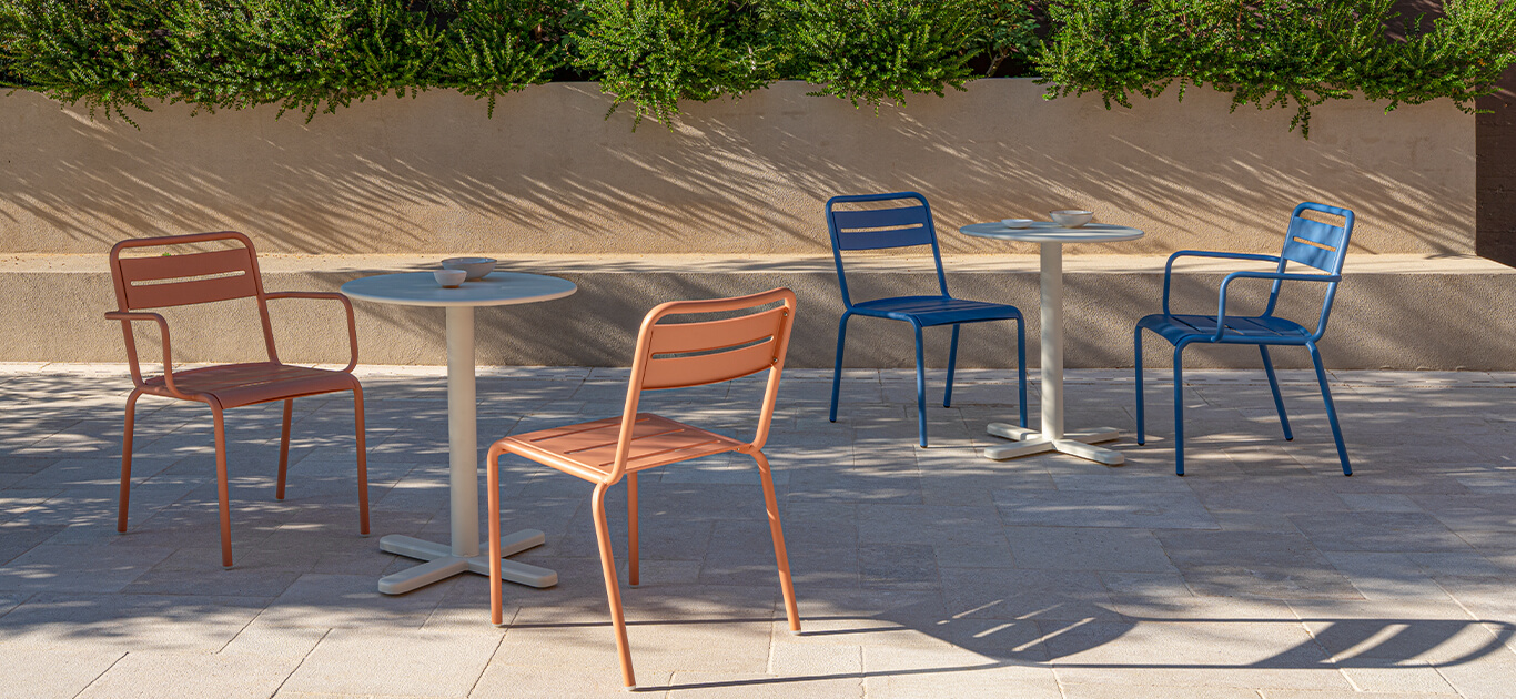 A series of chairs and tables, the Star collection is an evergreen among EMU products. Simple shapes, colour and versatility mark this collection which is defined by soft, classic lines, ideal in multiple contexts and surroundings. The Star collection comprises chairs, armchairs, stools and tables of various sizes. Casual and brightly coloured, the Star range is the perfect solution to bring style and character to balconies and gardens in a simple, modern style.